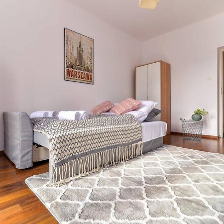 Cozy Apartment With Balcony - Palace Of Culture By Rent Like Home Varsó Kültér fotó