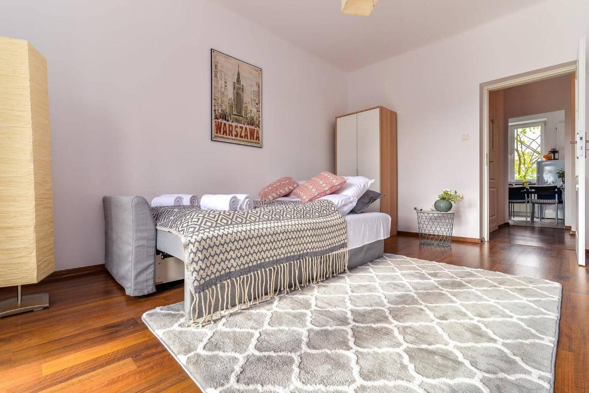 Cozy Apartment With Balcony - Palace Of Culture By Rent Like Home Varsó Kültér fotó