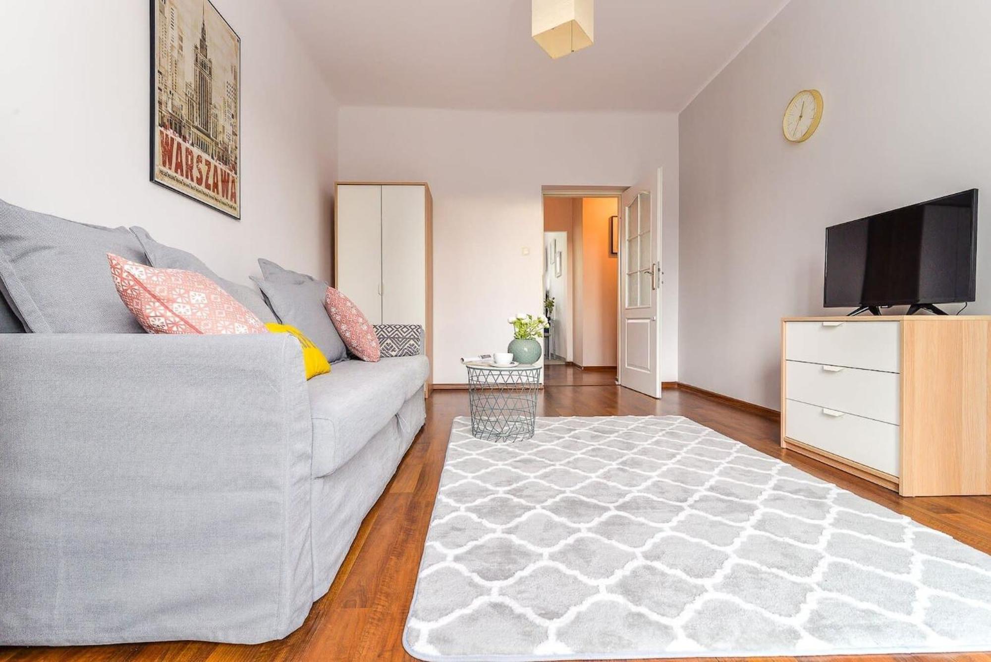 Cozy Apartment With Balcony - Palace Of Culture By Rent Like Home Varsó Kültér fotó