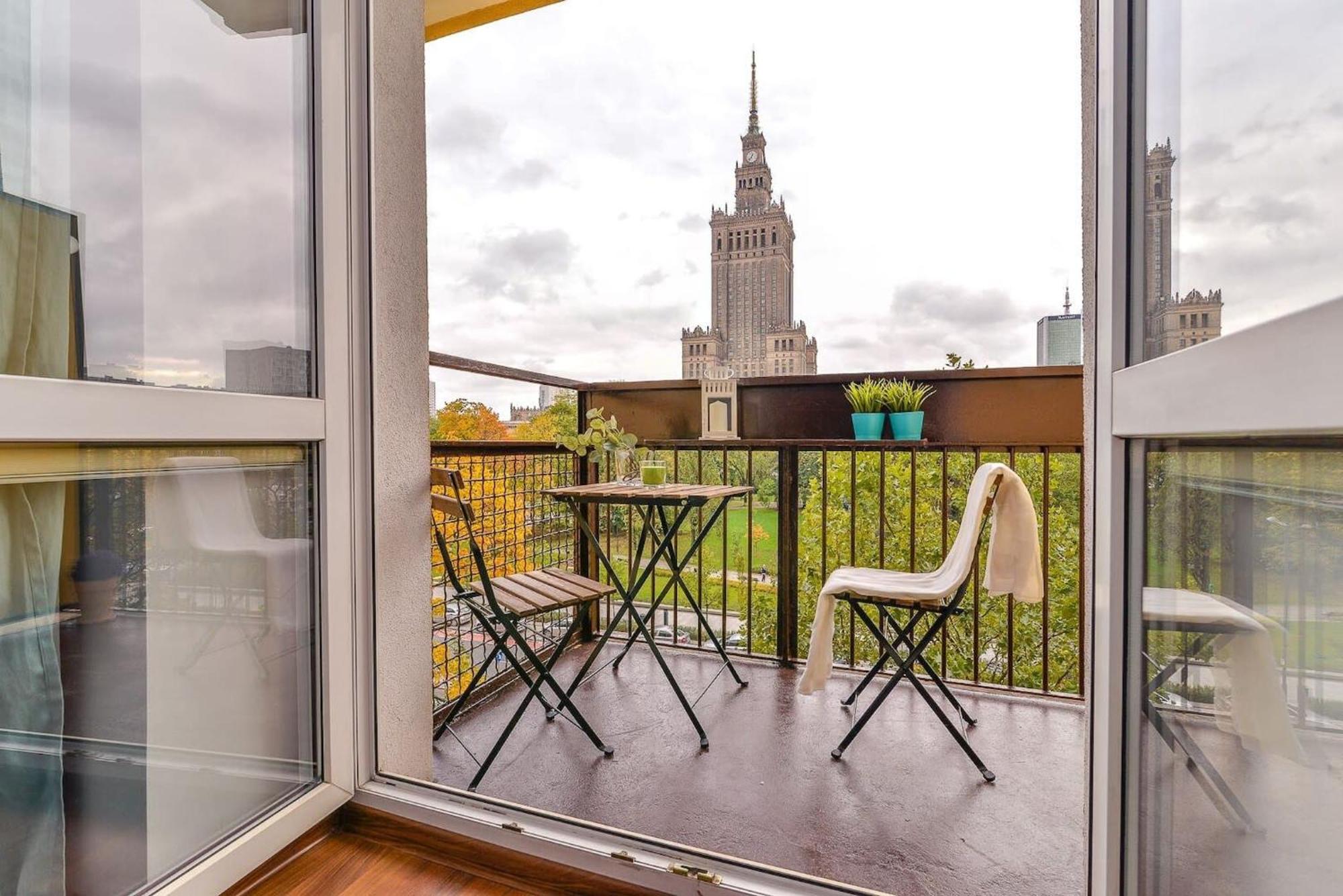 Cozy Apartment With Balcony - Palace Of Culture By Rent Like Home Varsó Kültér fotó